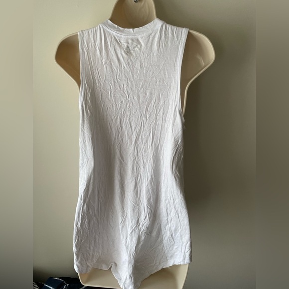 Miken flow tank top white green tank top One Lucky Mama medium size - Picture 5 of 8